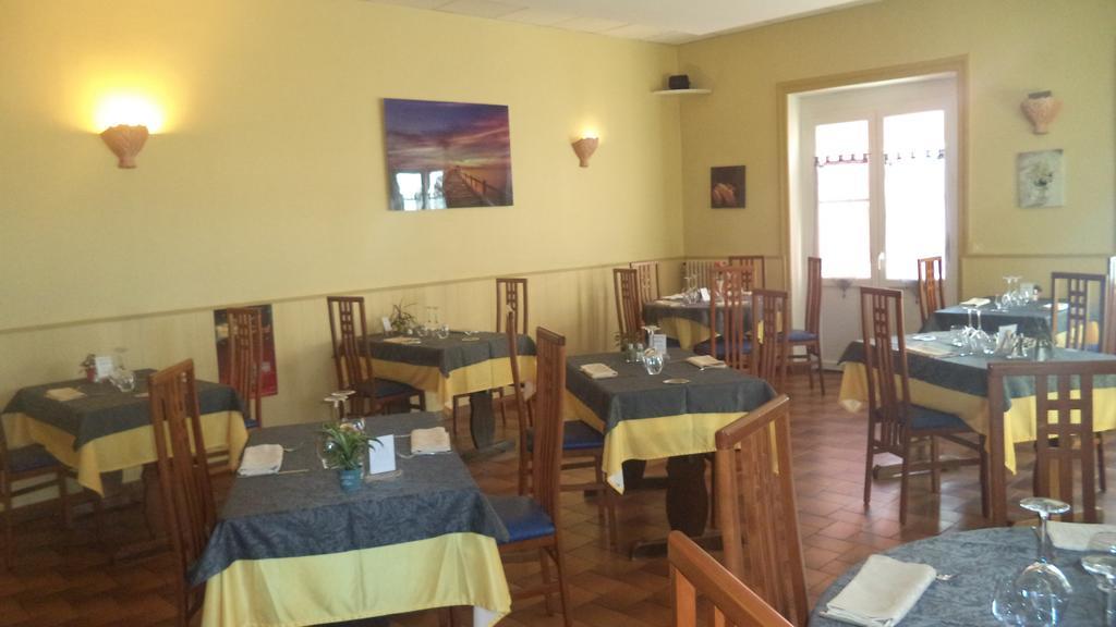 Logis Hotel Des Voyageurs Restaurant La Bonne Tabl'Hay Livron-sur-Drôme Buitenkant foto