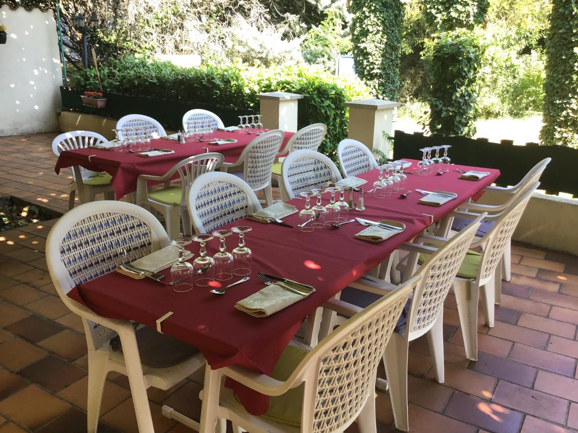 Logis Hotel Des Voyageurs Restaurant La Bonne Tabl'Hay Livron-sur-Drôme Buitenkant foto