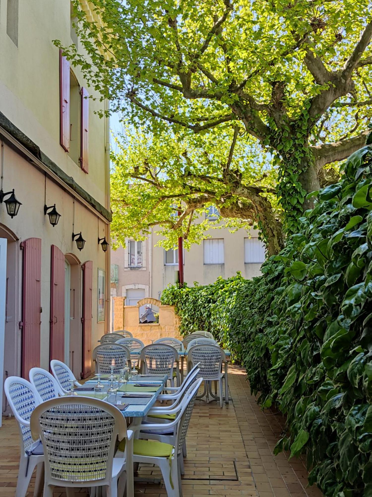 Logis Hotel Des Voyageurs Restaurant La Bonne Tabl'Hay Livron-sur-Drôme Buitenkant foto
