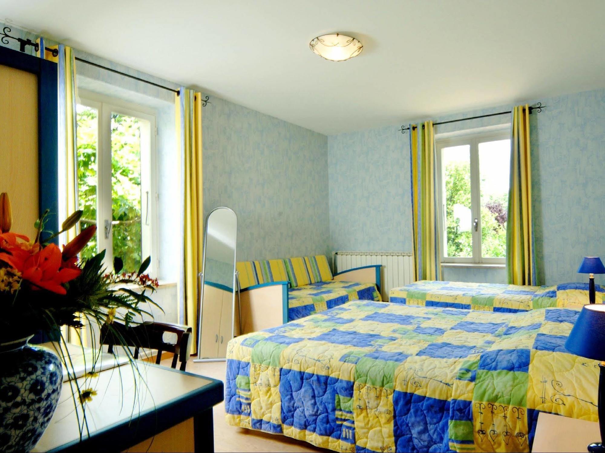 Logis Hotel Des Voyageurs Restaurant La Bonne Tabl'Hay Livron-sur-Drôme Buitenkant foto